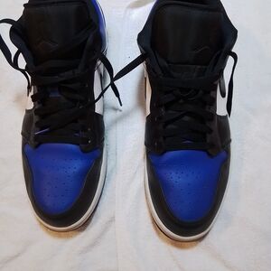 Jordans Black and Blue Men's Size15